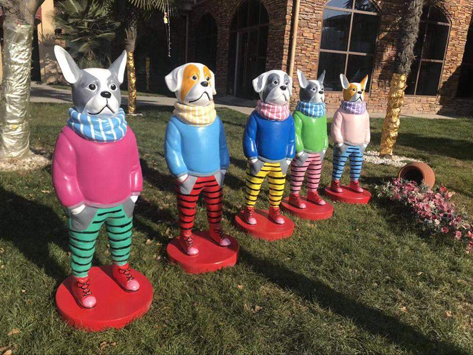 酷狗家族园林雕塑